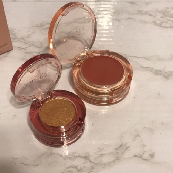 Wander double date lip and cheek , and eyeshadow duo make up beauty bundle - Picture 6 of 8